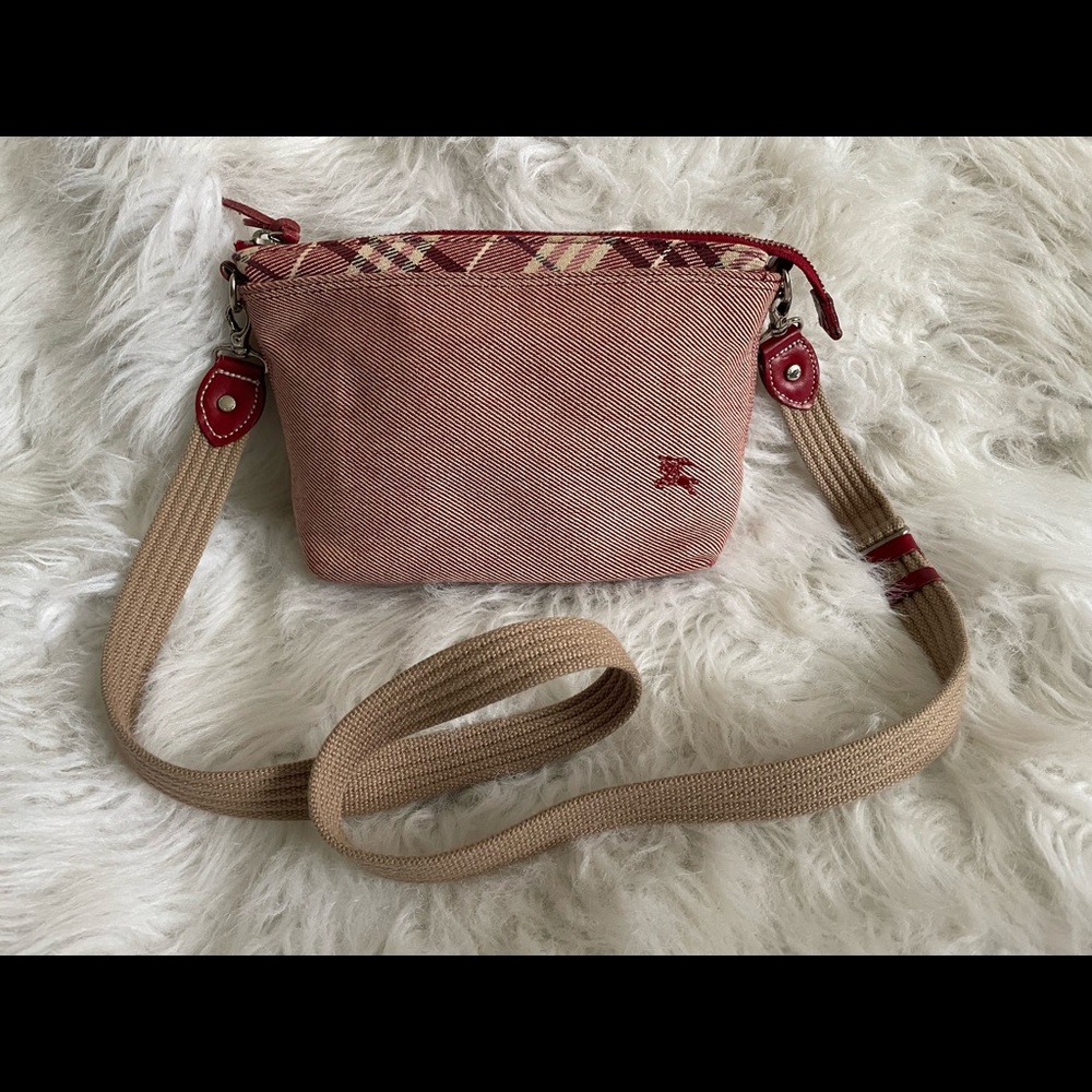 Authentic BURBERRY London Blue label🌸🦋